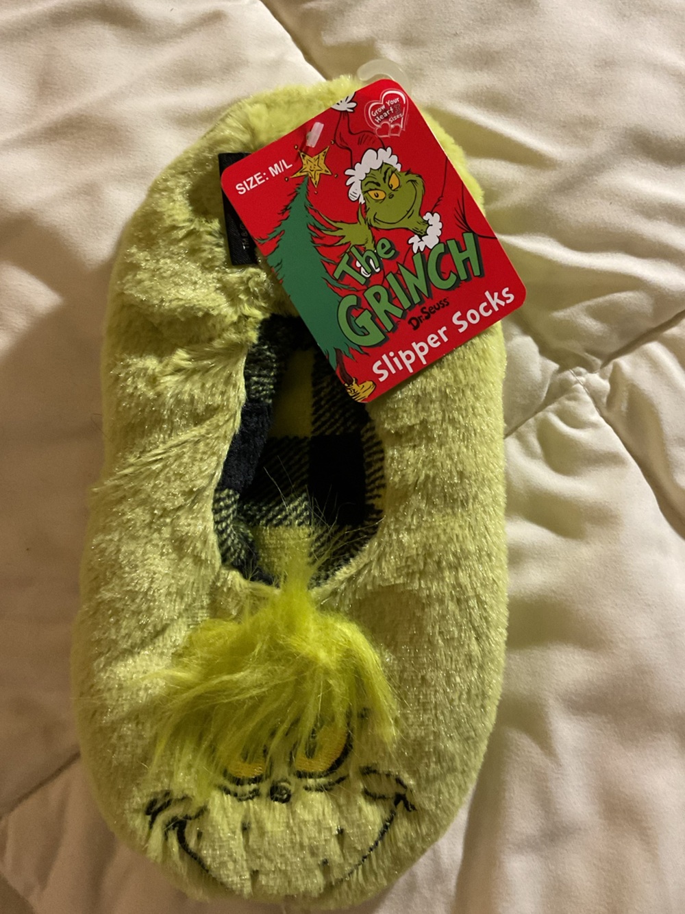 Grinch Green Fuzzy Slippers - Picture 2 of 3